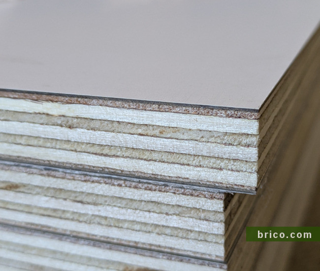 Detalle contrachapado Gris