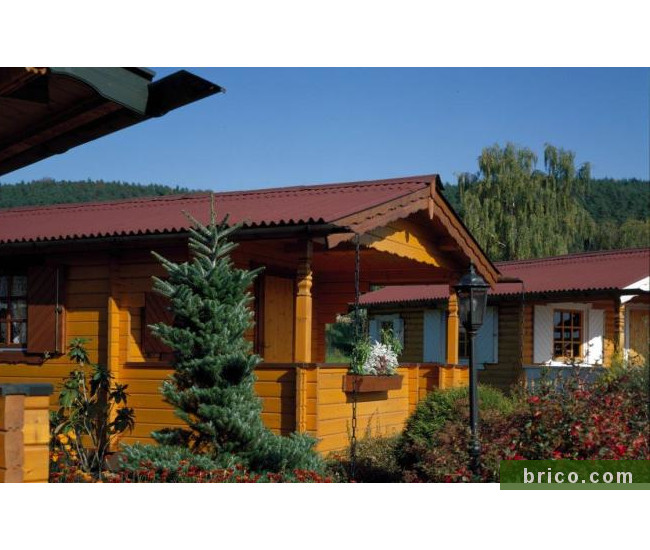 Placa asfática en rojo