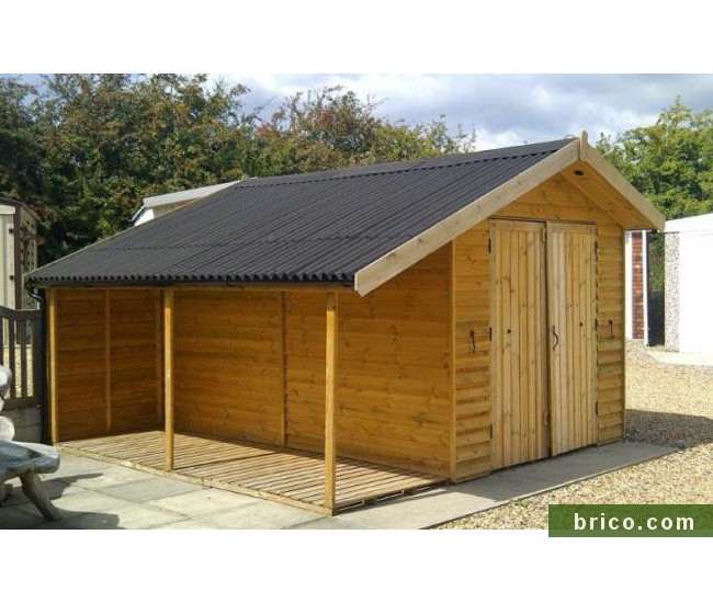 Caseta de madera con placa asfáltica